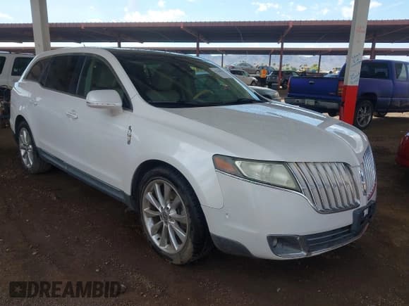 ✅ 2010 Lincoln MKT EcoBoost • VIN: 2LMHJ5AT5ABJ29521 • Lot: 43264011. Wystawiony na IAAI z przebiegiem 144 774 mil. Bezpłatny archiwum sprzedaży aukcyjnych z USA i szczegółowy raport historii pojazdu na DreamBid. Zdjęcie 1.