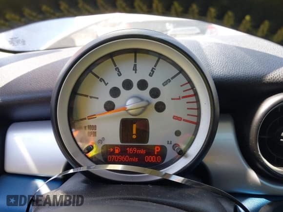 ✅ 2007 MINI Hardtop S • VIN: WMWMF73587TL89265 • Lot: 42577421. Listed on IAAI with 70,960 mi. Free auction sales archive from the USA and detailed vehicle history report at DreamBid. Image 7.