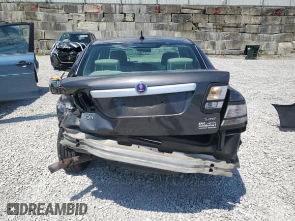✅ 2011 Saab 9-3 • VIN: YS3FA4CY8B1311147 • Lot: 67789825. Listed on Copart with 114,973 mi. Free auction sales archive from the USA and detailed vehicle history report at DreamBid. Image 6.
