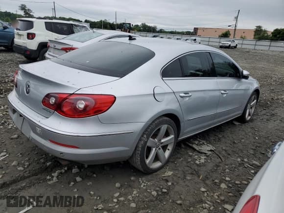 ✅ 2009 Volkswagen CC 4Motion • VIN: WVWGU73C09E512522 • Лот: 59892495. Опубликован ранее на Copart с пробегом Не указан. Бесплатный доступ к архиву аукционных продаж из США и подробный отчёт об истории автомобиля на DreamBid. Изображение 3.
