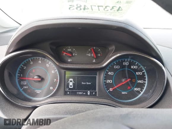 ✅ 2017 Chevrolet Cruze LT • VIN: 1G1BE5SM1H7210674 • Lot: 43377485. Listed on IAAI with 111,887 mi. Free auction sales archive from the USA and detailed vehicle history report at DreamBid. Image 7.