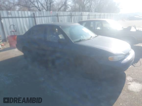 ✅ 2002 Chevrolet Prizm • VIN: 1Y1SK52892Z415184 • Лот: 41352387. Опубликован ранее на IAAI с пробегом 184 991 миль. Бесплатный доступ к архиву аукционных продаж из США и подробный отчёт об истории автомобиля на DreamBid. Изображение 1.