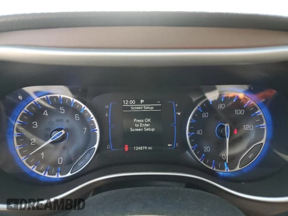 ✅ 2019 Chrysler Pacifica L • VIN: 2C4RC1AG4KR532702 • Lot: 54724265. Listed on Copart with 124,879 mi. Free auction sales archive from the USA and detailed vehicle history report at DreamBid. Image 9.