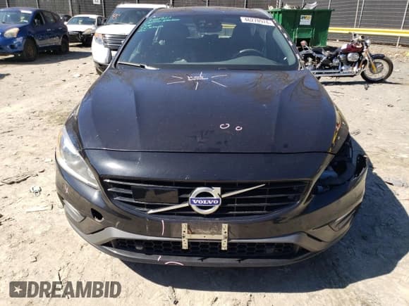 ✅ 2016 Volvo V60 • VIN: YV1902SS2G1300932 • Лот: 46270974. Опубликован ранее на Copart с пробегом 106 651 миль. Бесплатный доступ к архиву аукционных продаж из США и подробный отчёт об истории автомобиля на DreamBid. Изображение 5.