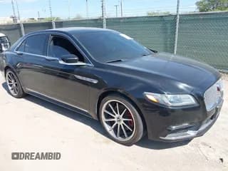 ✅ 2017 Lincoln Continental Livery • VIN: 1LN6L9HK0H5601527 • Lot: 43160241. Wystawiony na IAAI z przebiegiem 245 389 mil. Bezpłatny archiwum sprzedaży aukcyjnych z USA i szczegółowy raport historii pojazdu na DreamBid. Zdjęcie 1.