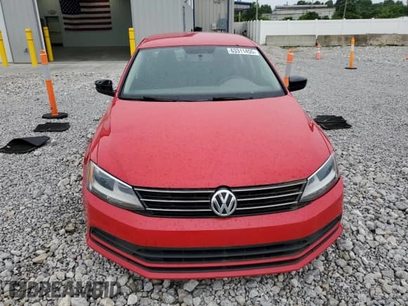 ✅ 2015 Volkswagen Jetta SE • VIN: 3VWD17AJ8FM259224 • Lot: 63311455. Listed on Copart with 164,882 mi. Free auction sales archive from the USA and detailed vehicle history report at DreamBid. Image 5.
