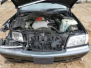 ✅ 1999 Mercedes-Benz C 230/260/280/320 • VIN: WDBHA24G2XA793372 • Lot: 70006645. Wystawiony na Copart z przebiegiem 84 517 mil. Bezpłatny archiwum sprzedaży aukcyjnych z USA i szczegółowy raport historii pojazdu na DreamBid. Zdjęcie 11.