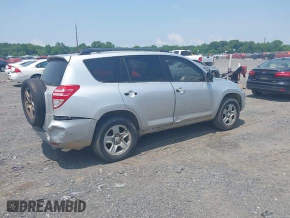 ✅ 2010 Toyota RAV4 • VIN: 2T3ZK4DV9AW005824 • Лот: 42421869. Опубликован ранее на IAAI с пробегом 204 430 миль. Бесплатный доступ к архиву аукционных продаж из США и подробный отчёт об истории автомобиля на DreamBid. Изображение 4.