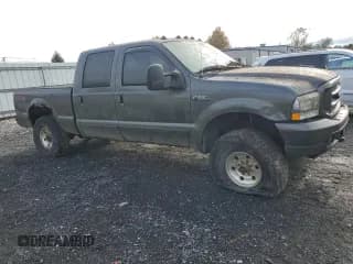 ✅ 2004 Ford F-250 XL • VIN: 1FTNW21L64EB75855 • Lot: 82473365. Wystawiony na Copart z przebiegiem Nie podano. Bezpłatny archiwum sprzedaży aukcyjnych z USA i szczegółowy raport historii pojazdu na DreamBid. Zdjęcie 4.