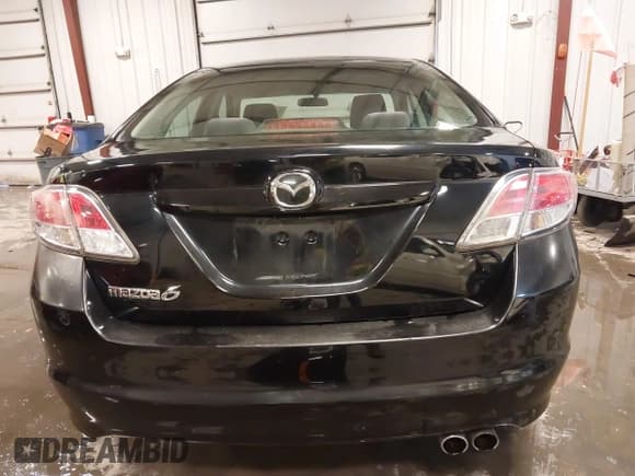 ✅ 2010 Mazda 6 i Touring • VIN: 1YVHZ8CH0A5M09722 • Lot: 43815621. Listed on IAAI with 173,693 mi. Free auction sales archive from the USA and detailed vehicle history report at DreamBid. Image 17.