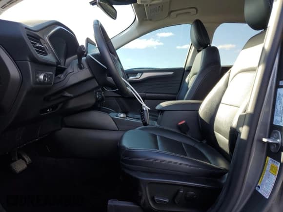 ✅ 2021 Ford Escape Titanium Hybrid • VIN: 1FMCU9DZ7MUA13613 • Lot: 85673315. Wystawiony na Copart z przebiegiem 73 219 mil. Bezpłatny archiwum sprzedaży aukcyjnych z USA i szczegółowy raport historii pojazdu na DreamBid. Zdjęcie 7.