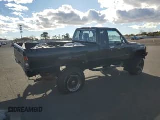 ✅ 1987 Toyota Xtracab Trucks • VIN: JT4RN67P3H5079774 • Lot: 82292265. Wystawiony na Copart z przebiegiem 204 249 mil. Bezpłatny archiwum sprzedaży aukcyjnych z USA i szczegółowy raport historii pojazdu na DreamBid. Zdjęcie 3.