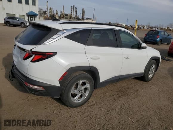 ✅ 2022 Hyundai Tucson Preferred • VIN: KM8JB3AE0NU048507 • Lot: 78367654. Wystawiony na Copart z przebiegiem 63 332 mil. Bezpłatny archiwum sprzedaży aukcyjnych z USA i szczegółowy raport historii pojazdu na DreamBid. Zdjęcie 3.