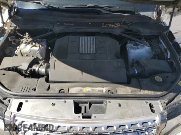 ✅ 2015 Land Rover Range Rover HSE • VIN: SALGS2VF7FA206042 • Lot: 70956375. Wystawiony na Copart z przebiegiem 150 538 mil. Bezpłatny archiwum sprzedaży aukcyjnych z USA i szczegółowy raport historii pojazdu na DreamBid. Zdjęcie 11.