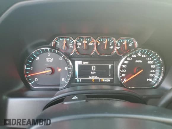 ✅ 2015 Chevrolet Silverado 1500 LT • VIN: 1GCRCREC1FZ431764 • Лот: 80342874. Опубликован ранее на Copart с пробегом 143 658 миль. Бесплатный доступ к архиву аукционных продаж из США и подробный отчёт об истории автомобиля на DreamBid. Изображение 9.