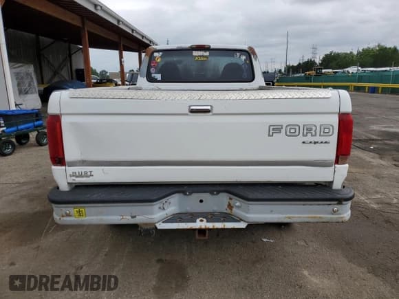 ✅ 1997 Ford F-250 • VIN: 3FTHF26H1VMA08574 • Lot: 61541455. Listed on Copart with Not provided. Free auction sales archive from the USA and detailed vehicle history report at DreamBid. Image 6.