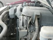 ✅ 2011 Chevrolet Suburban LT • VIN: 1GNSCJE0XBR355603 • Лот: 42555932. Опубликован ранее на IAAI с пробегом 240 213 миль. Бесплатный доступ к архиву аукционных продаж из США и подробный отчёт об истории автомобиля на DreamBid. Изображение 16.