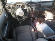 ✅ 2020 Jeep Wrangler Unlimited Sport • VIN: 1C4HJXDG1LW167582 • Lot: 92165515. Wystawiony na Copart z przebiegiem 57 146 mil. Bezpłatny archiwum sprzedaży aukcyjnych z USA i szczegółowy raport historii pojazdu na DreamBid. Zdjęcie 8.