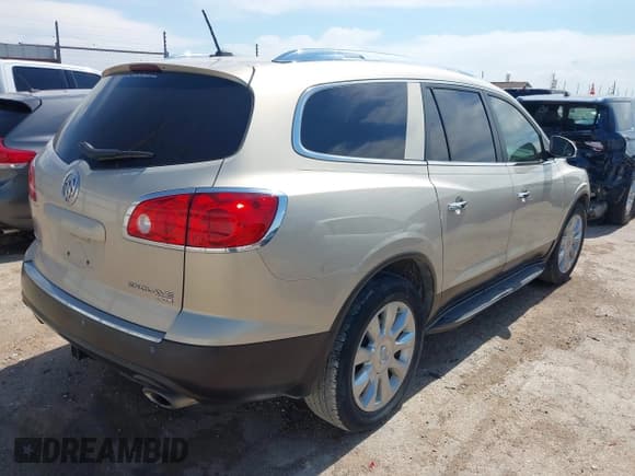 ✅ 2011 Buick Enclave CXL-2 • VIN: 5GAKVCED5BJ325300 • Lot: 43180024. Listed on IAAI with 168,410 mi. Free auction sales archive from the USA and detailed vehicle history report at DreamBid. Image 4.