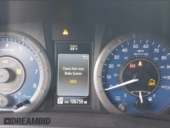 ✅ 2015 Toyota Sienna Limited • VIN: 5TDDK3DC4FS097372 • Lot: 42204810. Listed on IAAI with 106,759 mi. Free auction sales archive from the USA and detailed vehicle history report at DreamBid. Image 16.