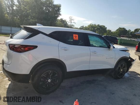 ✅ 2021 Chevrolet Blazer LT • VIN: 3GNKBCRS7MS578241 • Lot: 61949934. Listed on Copart with 38,283 mi. Free auction sales archive from the USA and detailed vehicle history report at DreamBid. Image 3.