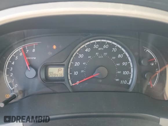 ✅ 2012 Toyota Sienna LE • VIN: 5TDKK3DC1CS276911 • Lot: 89585945. Wystawiony na Copart z przebiegiem 209 475 mil. Bezpłatny archiwum sprzedaży aukcyjnych z USA i szczegółowy raport historii pojazdu na DreamBid. Zdjęcie 9.