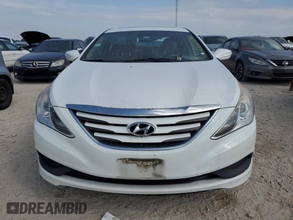 ✅ 2014 Hyundai Sonata GLS • VIN: 5NPEB4AC1EH899302 • Lot: 75284984. Listed on Copart with 70,104 mi. Free auction sales archive from the USA and detailed vehicle history report at DreamBid. Image 5.