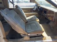 ✅ 1984 Buick Riviera • VIN: 1G4AZ57Y1EE422724 • Lot: 42443011. Wystawiony na IAAI z przebiegiem 7 506 mil. Bezpłatny archiwum sprzedaży aukcyjnych z USA i szczegółowy raport historii pojazdu na DreamBid. Zdjęcie 5.