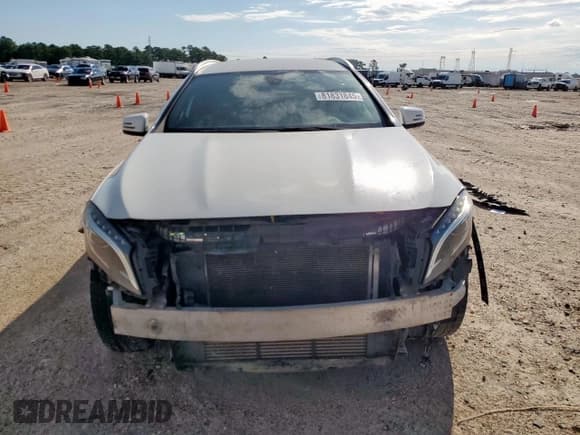 ✅ 2017 Mercedes-Benz GLA 250 • VIN: WDCTG4EB1HJ311303 • Lot: 81831845. Wystawiony na Copart z przebiegiem 104 468 mil. Bezpłatny archiwum sprzedaży aukcyjnych z USA i szczegółowy raport historii pojazdu na DreamBid. Zdjęcie 5.