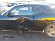 ✅ 2012 Dodge Challenger R/T Classic • VIN: 2C3CDYBTXCH254925 • Лот: 43581117. Опубликован ранее на IAAI с пробегом 107 557 миль. Бесплатный доступ к архиву аукционных продаж из США и подробный отчёт об истории автомобиля на DreamBid. Изображение 6.