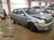 2006 Chevrolet Aveo LS z VIN KL1TD56646B553734, wystawiony jako Copart lot #88496205 z przebiegiem 156 610 mil mil oraz Czysty tytuł • Clean title. Historia ofert i sprzedaży dostępna na DreamBid. Obrazek 11.