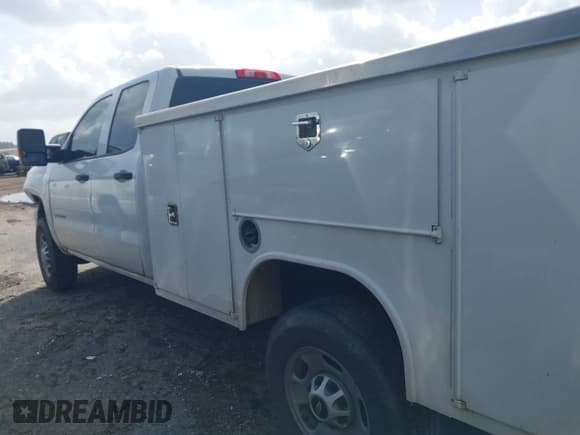 ✅ 2019 Chevrolet Silverado 2500HD Work Truck • VIN: 2GB2CREG1K1221564 • Lot: 42362013. Listed on IAAI with 126,897 mi. Free auction sales archive from the USA and detailed vehicle history report at DreamBid. Image 13.