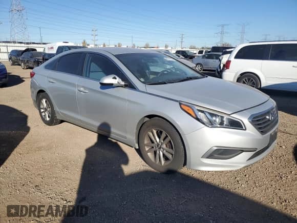 2016 Hyundai Sonata 2.4L z VIN 5NPE24AF1GH397502, wystawiony jako Copart lot #90716755 z przebiegiem 179 720 mil mil oraz Czysty tytuł • Clean title. Historia ofert i sprzedaży dostępna na DreamBid. Obrazek 4.