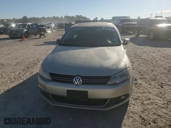 ✅ 2013 Volkswagen Jetta SEL • VIN: 3VWLP7AJ5DM265120 • Lot: 90397165. Listed on Copart with 159,853 mi. Free auction sales archive from the USA and detailed vehicle history report at DreamBid. Image 13.