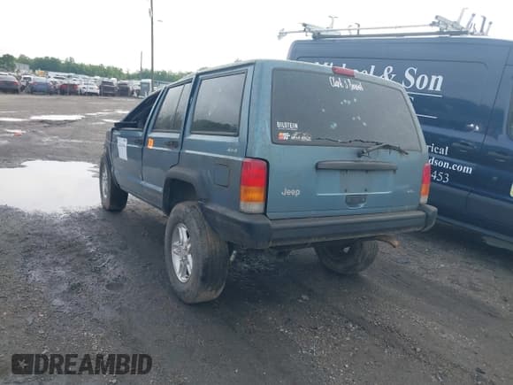 ✅ 1997 Jeep Cherokee SE • VIN: 1J4FJ28S4VL547975 • Lot: 42363966. Wystawiony na IAAI z przebiegiem Nie podano. Bezpłatny archiwum sprzedaży aukcyjnych z USA i szczegółowy raport historii pojazdu na DreamBid. Zdjęcie 3.