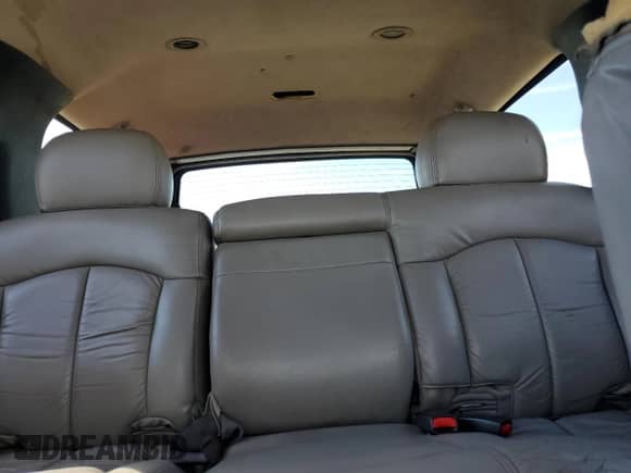 2002 Chevrolet Tahoe LT с VIN 1GNEC13Z52J169562, выставлен на аукционе Copart как лот 81831655 с пробегом Не указан миль и Списание • Salvage title. История ставок и продаж доступна на DreamBid. Изображение 10.