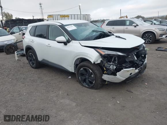 ✅ 2024 Nissan Rogue SV • VIN: 5N1BT3BB3RC739399 • Лот: 43391297. Опубликован ранее на IAAI с пробегом Не указан. Бесплатный доступ к архиву аукционных продаж из США и подробный отчёт об истории автомобиля на DreamBid. Изображение 1.