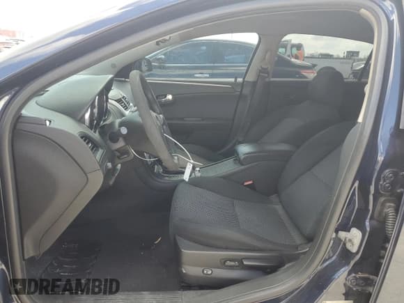 ✅ 2011 Chevrolet Malibu 1LT • VIN: 1G1ZC5E16BF370973 • Lot: 79047134. Listed on Copart with 90,043 mi. Free auction sales archive from the USA and detailed vehicle history report at DreamBid. Image 7.