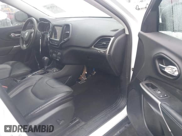 ✅ 2022 Jeep Cherokee Latitude Lux • VIN: 1C4PJLMX9ND513770 • Lot: 43559388. Listed on IAAI with 53,236 mi. Free auction sales archive from the USA and detailed vehicle history report at DreamBid. Image 5.