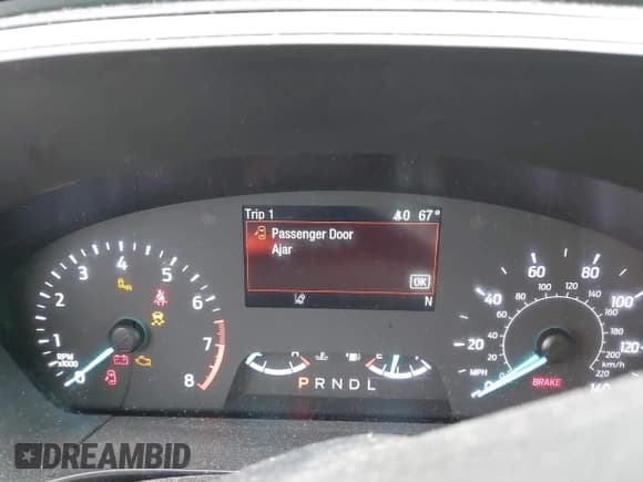 ✅ 2022 Ford Escape SE • VIN: 1FMCU9G63NUA65601 • Lot: 43060001. Wystawiony na IAAI z przebiegiem 62 985 mil. Bezpłatny archiwum sprzedaży aukcyjnych z USA i szczegółowy raport historii pojazdu na DreamBid. Zdjęcie 7.