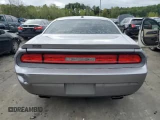 ✅ 2013 Dodge Challenger Rallye Redline • VIN: 2C3CDYAG9DH612280 • Lot: 73022614. Wystawiony na Copart z przebiegiem 135 806 mil. Bezpłatny archiwum sprzedaży aukcyjnych z USA i szczegółowy raport historii pojazdu na DreamBid. Zdjęcie 6.