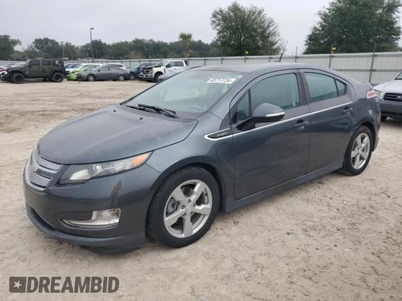✅ 2013 Chevrolet Volt • VIN: 1G1RA6E44DU105926 • Лот: 85717724. Опубликован ранее на Copart с пробегом 72 939 миль. Бесплатный доступ к архиву аукционных продаж из США и подробный отчёт об истории автомобиля на DreamBid. Изображение 1.