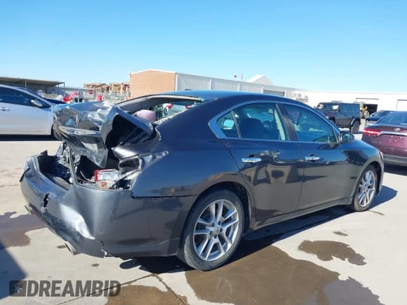 ✅ 2011 Nissan Maxima SV • VIN: 1N4AA5AP7BC838155 • Lot: 43490583. Listed on IAAI with 116,477 mi. Free auction sales archive from the USA and detailed vehicle history report at DreamBid. Image 4.