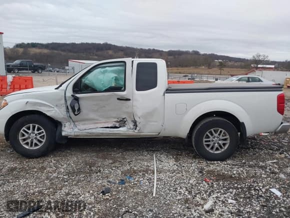 ✅ 2019 Nissan Frontier SV • VIN: 1N6AD0CWXKN877400 • Lot: 41437813. Listed on IAAI with 37,151 mi. Free auction sales archive from the USA and detailed vehicle history report at DreamBid. Image 14.