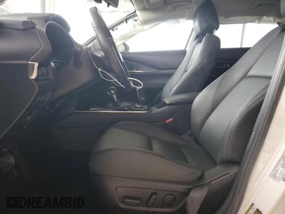 ✅ 2024 Mazda CX-30 S Preferred • VIN: 3MVDMBCM7RM673330 • Lot: 91412475. Listed on Copart with 7,373 mi. Free auction sales archive from the USA and detailed vehicle history report at DreamBid. Image 7.