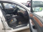 ✅ 2009 Hyundai Genesis • VIN: KMHGC46E99U024699 • Lot: 43520445. Wystawiony na IAAI z przebiegiem Nie podano. Bezpłatny archiwum sprzedaży aukcyjnych z USA i szczegółowy raport historii pojazdu na DreamBid. Zdjęcie 5.