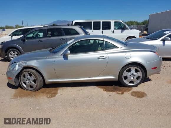 ✅ 2002 Lexus SC 430 • VIN: JTHFN48Y520012854 • Lot: 40255538. Listed on IAAI with 109,360 mi. Free auction sales archive from the USA and detailed vehicle history report at DreamBid. Image 15.