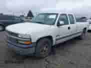 2002 Chevrolet Silverado 1500 с VIN 1GCEC19T92E213938, выставлен на аукционе IAAI как лот 41751336 с пробегом 221 866 миль миль и . История ставок и продаж доступна на DreamBid. Изображение 2.
