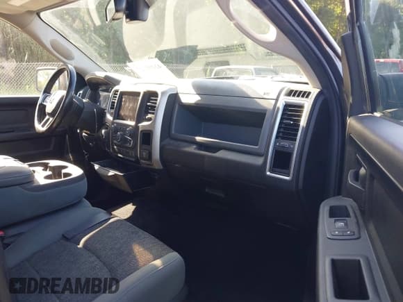 ✅ 2019 Ram 1500 SLT • VIN: 1C6RR6TT8KS722062 • Lot: 42498927. Listed on IAAI with 96,359 mi. Free auction sales archive from the USA and detailed vehicle history report at DreamBid. Image 5.