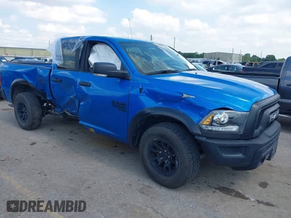 2024 Ram 1500 SLT z VIN 1C6RR6GG9RS128958, wystawiony jako IAAI lot #42371075 z przebiegiem 11 145 mil mil oraz . Historia ofert i sprzedaży dostępna na DreamBid. Obrazek 1.